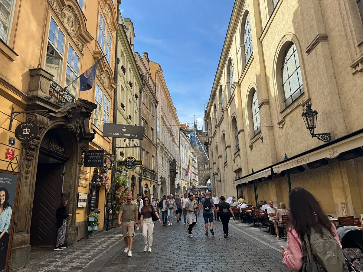 Pronájem obchodního prostoru 21 m²